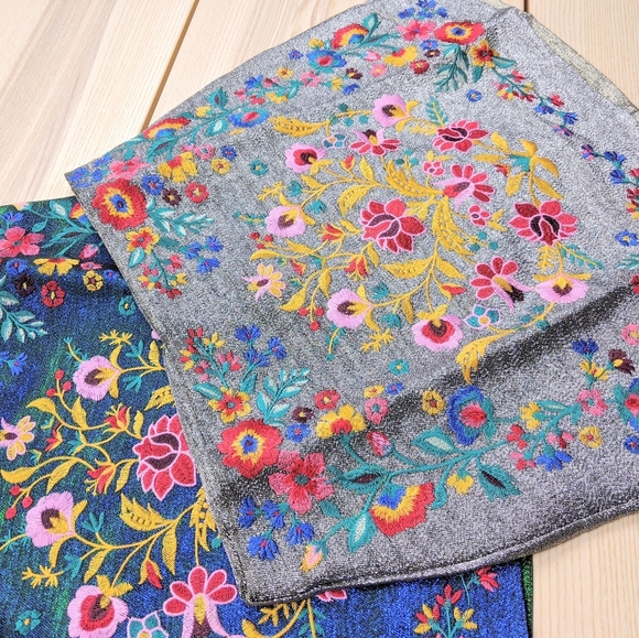 FINAL SALE 🆕🌿boho METALLIC SKIRT🌿 - Picture 6 of 8